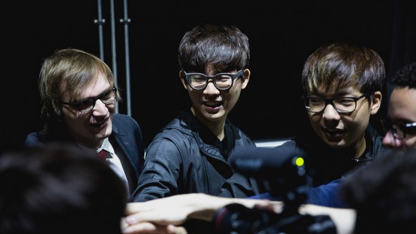 LMHT: CLG Huhi chính thức trở thành tuyển thủ nội địa tại LCS sau khi nhận tấm thẻ xanh