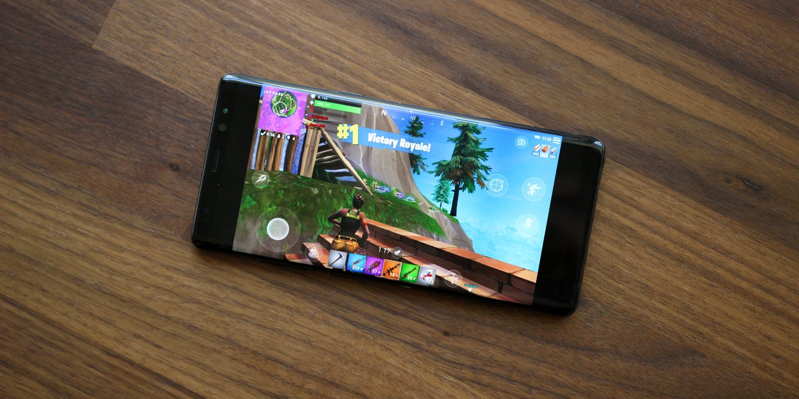 Fortnite Mobile: Cấu hình tối thiểu Fortnite Mobile khiến nhiều người khóc ròng