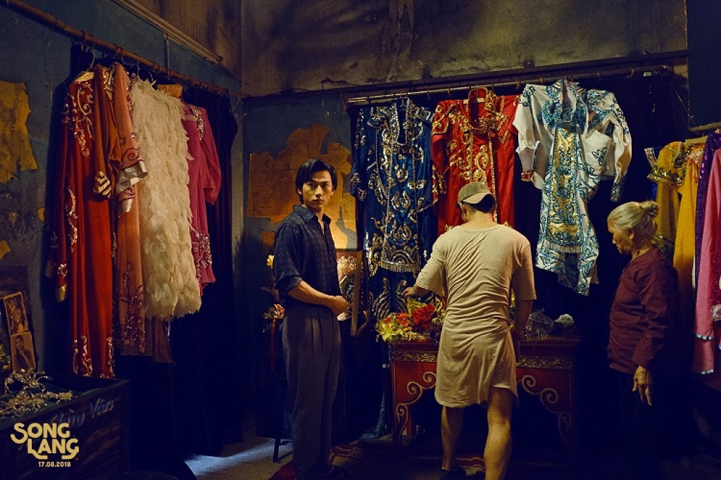 Review Song Lang: Thập niên 80 - Đỉnh cao của Cải Lương được tái hiện 1 cách hoàn hảo