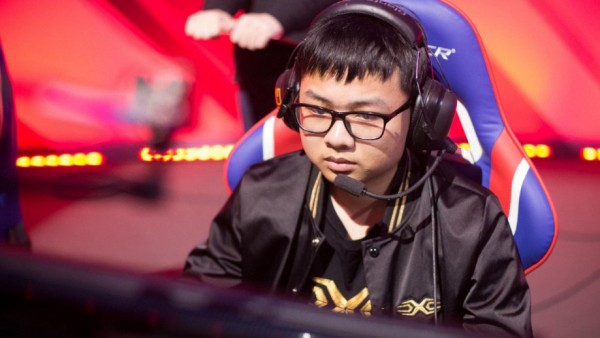 LMHT: Cô bạn gái bày tỏ tâm sự khi qua Trung Quốc gặp SofM, nghe mà chỉ thấy nhói lòng