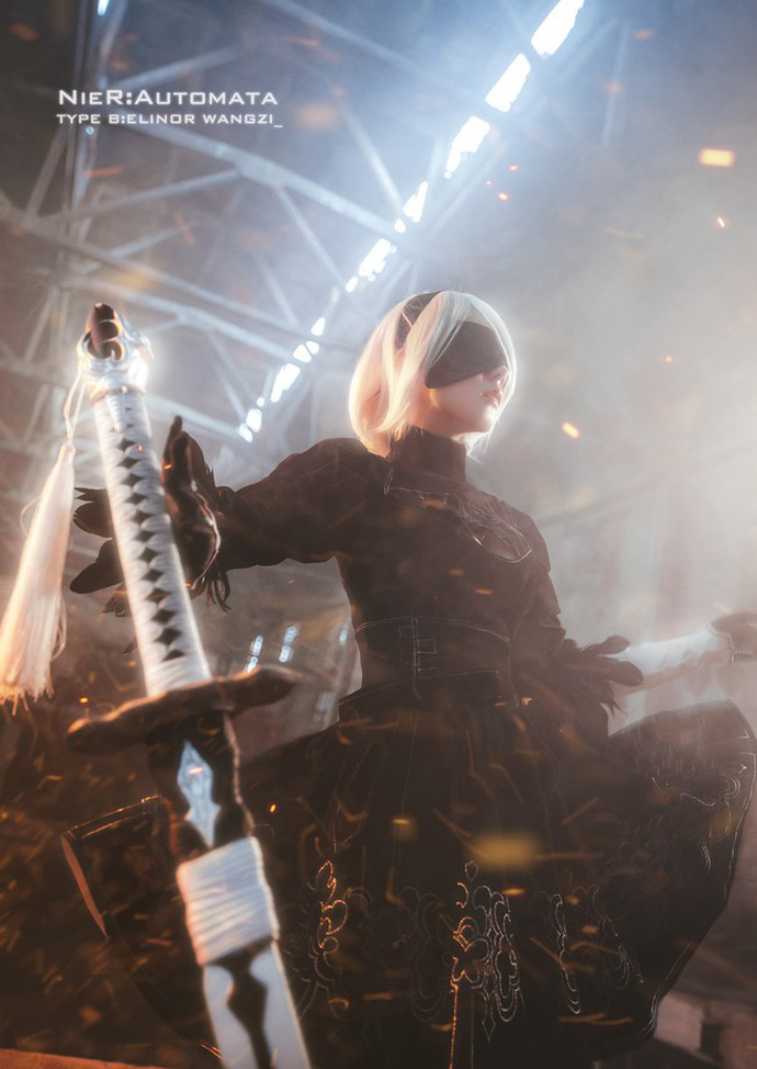 Không thể tin được đây là cosplay của 2B trong Nier: Automata, đẹp như trong game vậy
