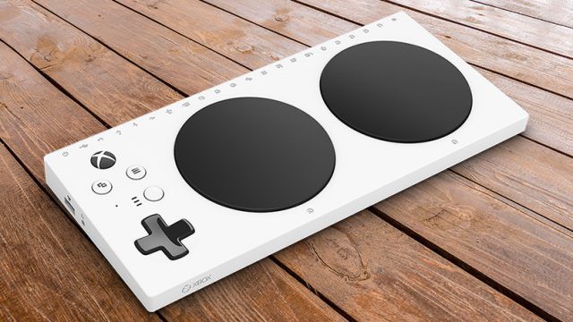 Chiếc tay cầm Adaptive Controller của Microsoft được trưng bày và vinh danh trong bảo tàng