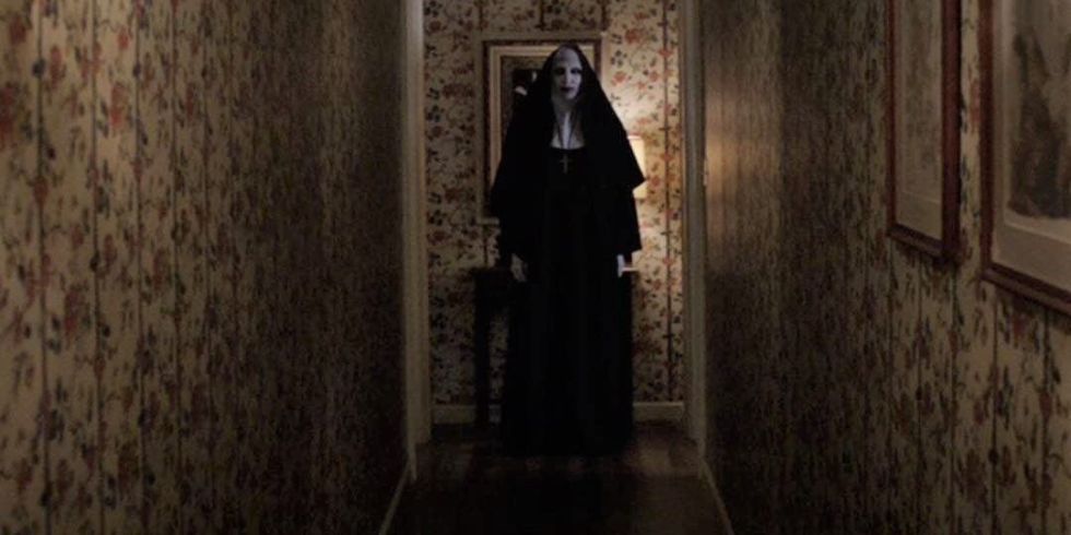 Top 7 những bà xơ đáng sợ y như Valak trong The Nun trên màn ảnh lớn