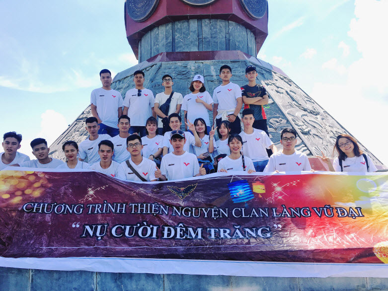 CrossFire Legends: Clan Làng Vũ Đại tổ chức buổi từ thiện “Nụ Cười Đêm Trăng” cho trẻ em nghèo Hà Giang