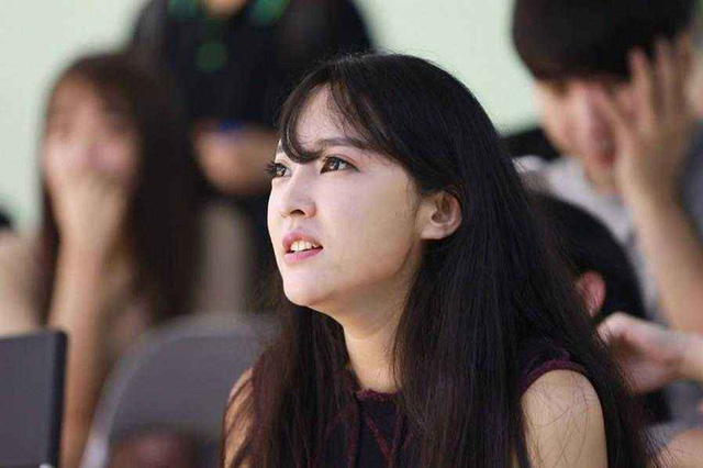 Lý Uy - Bà chủ Esports đầu tiên tại Trung Quốc với thu nhập hơn 280 triệu đồng mỗi tháng