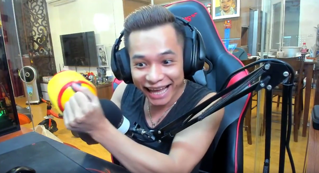 Độ Mixi 'tâm sự' về vụ mất nick Facebook: Phía cơ quan chức năng đã khoanh vùng nhưng vẫn chưa bắt được đối tượng hack