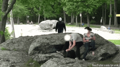 Tong hop nhung pha treu nguoi cuc gat trong ngay le Halloween 7 halloween prank ideas 8