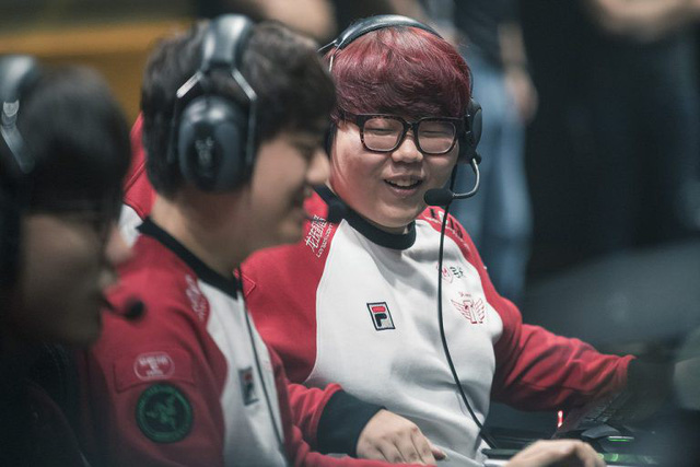 LMHT: Sau khi mất tích hơn nửa năm thì SKT Wolf đã quay trở lại với một hình ảnh mới khiến fan không khỏi bất ngờ