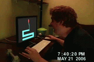 [Vui] Chết cười với những khoảnh khắc cay cú của hội game thủ nóng tính, số 11 đúng là không nói nên lời - Ảnh 1.