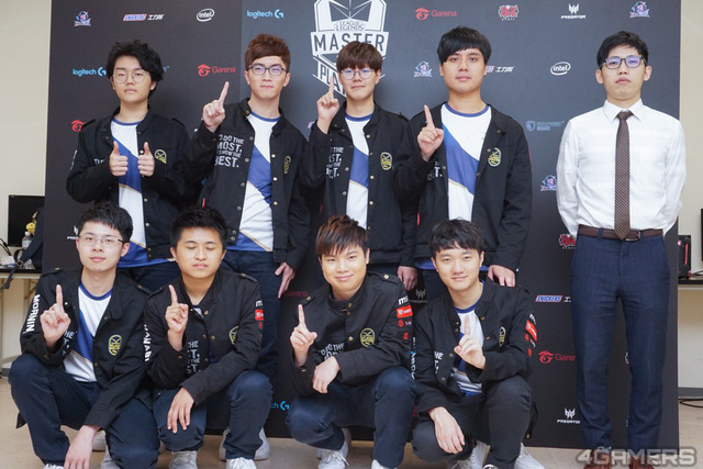 LMHT: Thất bại nặng nề tại CKTG 2018, Flash Wolves chính thức tan rã