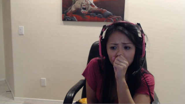 Streamer và những tình huống oái oăm mà họ gặp phải khi đang lên sóng trực tiếp