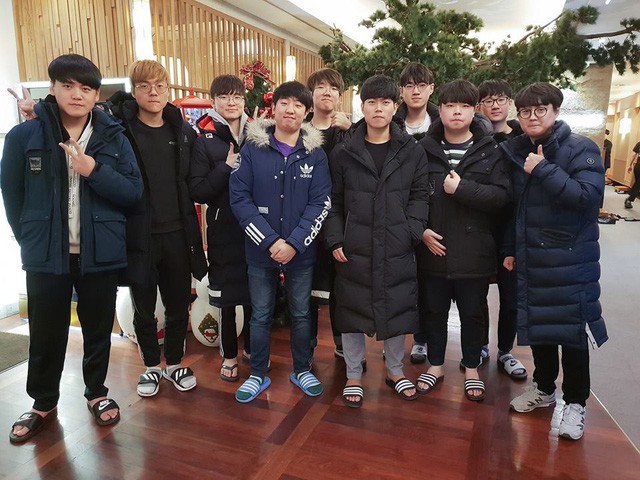 LMHT: SKT cực gắt khi mời vị HLV có khả năng cấm/chọn khủng nhất LCK về với đội mình