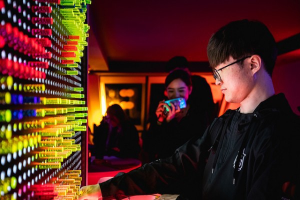 All-Star 2018: Faker lo sợ Bang sẽ học theo Sneaky, quá chìm đắm vào cosplay