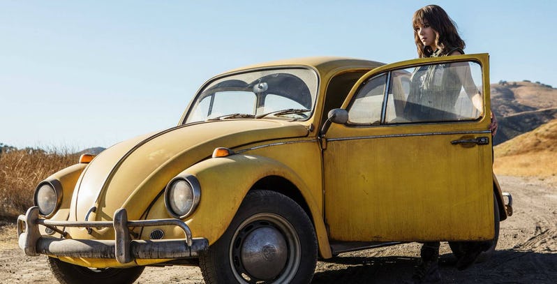 Review phim Bumblebee: Travis Knight và luồng gió mới cho series Transformers