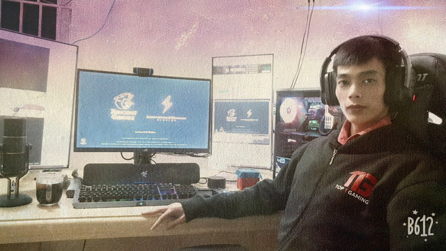 Trở về từ cõi chết, anh chàng này bắt đầu nghiệp làm streamer và thành công ngoài sức tưởng tượng