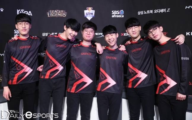 Cộng đồng mạng vẫn không ngừng mỉa mai SKT sau trận Griffin và DAMWON Gaming – KeSPA Cup 2018 