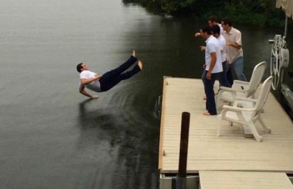 Tổng hợp những bức ảnh tuyệt đẹp khi được chụp đúng lúc đúng thời điểm, nhìn vào đảm bảo nổi da gà ngay