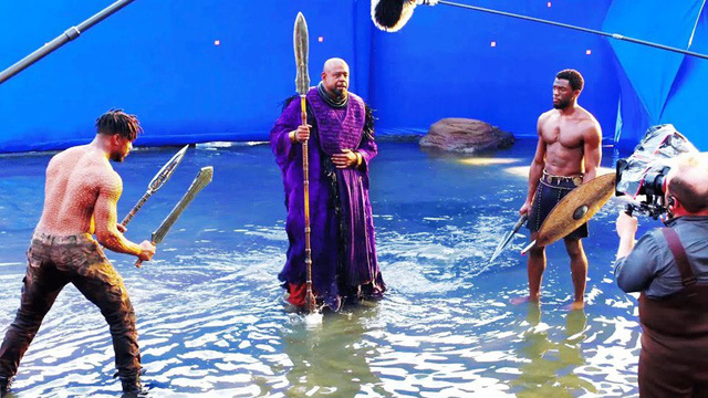 Cười không nhặt được mồm với những cảnh hậu trường của các bom tấn siêu anh hùng