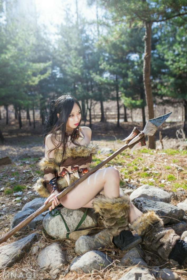 LMHT: Ngắm nhìn bộ Cosplay Nidalee vô cùng xinh đẹp và gợi cảm