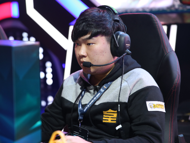 LMHT Bậc thầy Lee Sin - inSec chính thức tuyên bố ngừng thi đấu chuyên nghiệp