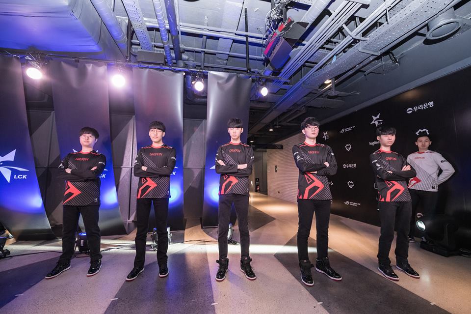 Cộng đồng Hàn Quốc phát cuồng vì trận đấu đỉnh cao giữa SK Telecom T1 vs. Griffin