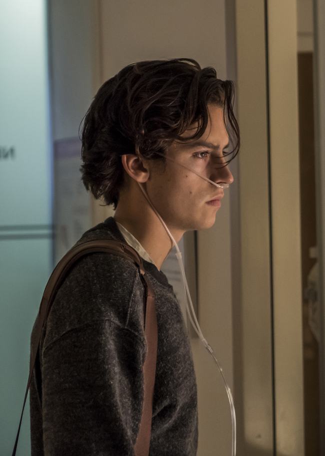 Top 5 chuyện tình cách trở vì bệnh tật trên màn ảnh, phim cuối chưa xem đã khiến khán giả hoài niệm