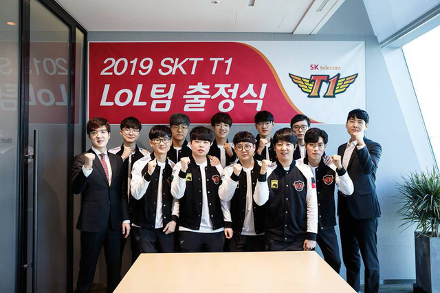 LMHT: SKT T1 lần đầu tiên vươn lên vị trí top 1 thế giới trong năm 2019