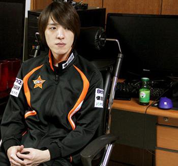 Fan LMHT Hàn Quốc bất ngờ hé lộ câu chuyện đậm chất trả thù đời của kkOma