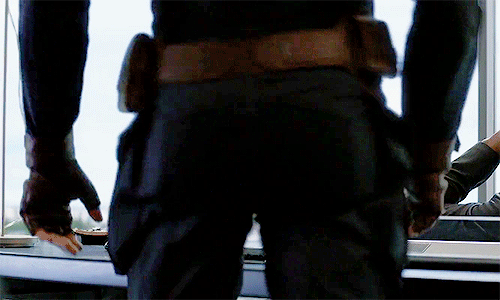 Sau Avengers: Endgame thì mông của Captain America chính là tâm điểm chú ý của fan hâm mộ 12