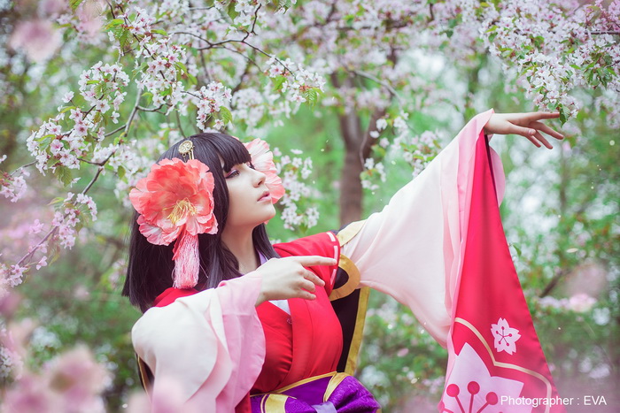 Âm Dương Sư: Cùng chiêm ngưỡng bộ Cosplay Sakura No Sei đầy mộng mị và thần thái