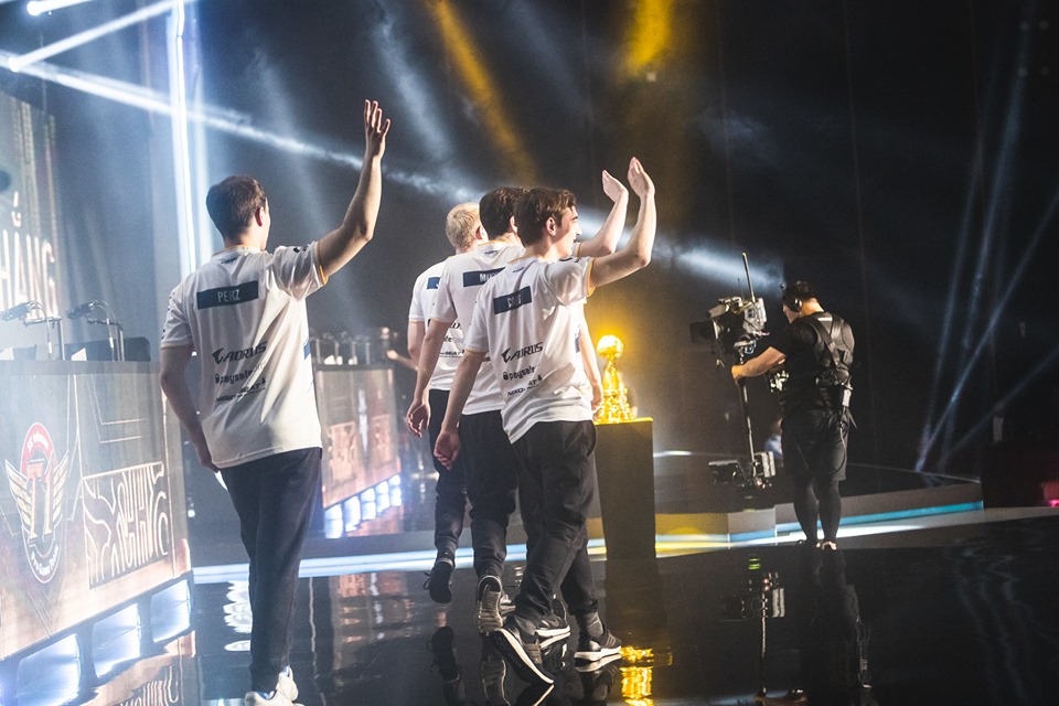 LMHT: Fan bàn tán xôn xao khi G2 Esports thắng SKT T1, thua PVB để trả ơn