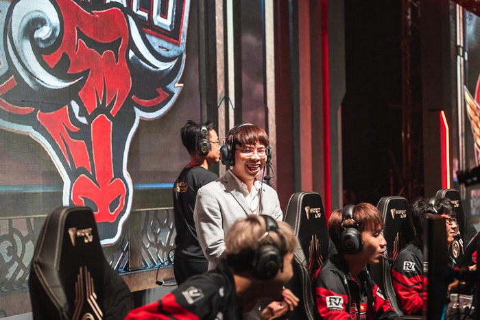 LMHT: Để G2 ăn Pentakill, Phong Vũ Buffalo vẫn bất cần bán hành cho đội bạn