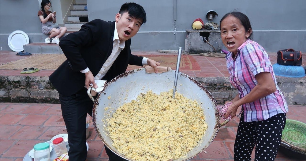 Hưng Vlog là ai? Chàng trai đứng sau sự thành công của bà Tân Vlog