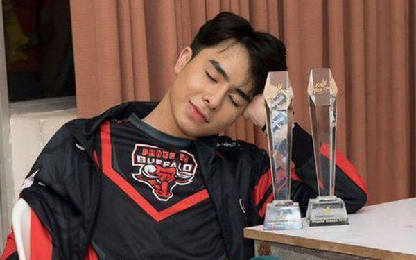 LMHT - Zeros chỉ bị cấm 6 trận, FFQ cho rằng như vậy là còn quá nhẹ