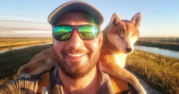 Câu chuyện của chú chó mù bị trầm cảm, được ông chủ cõng đi khắp thế giới cho khuây khỏa