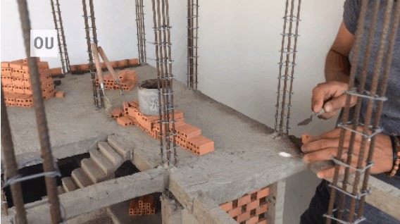 Xuất hiện kênh Youtube độc lạ, chỉ cần xây nhà mini mà kiếm về cả chục triệu view