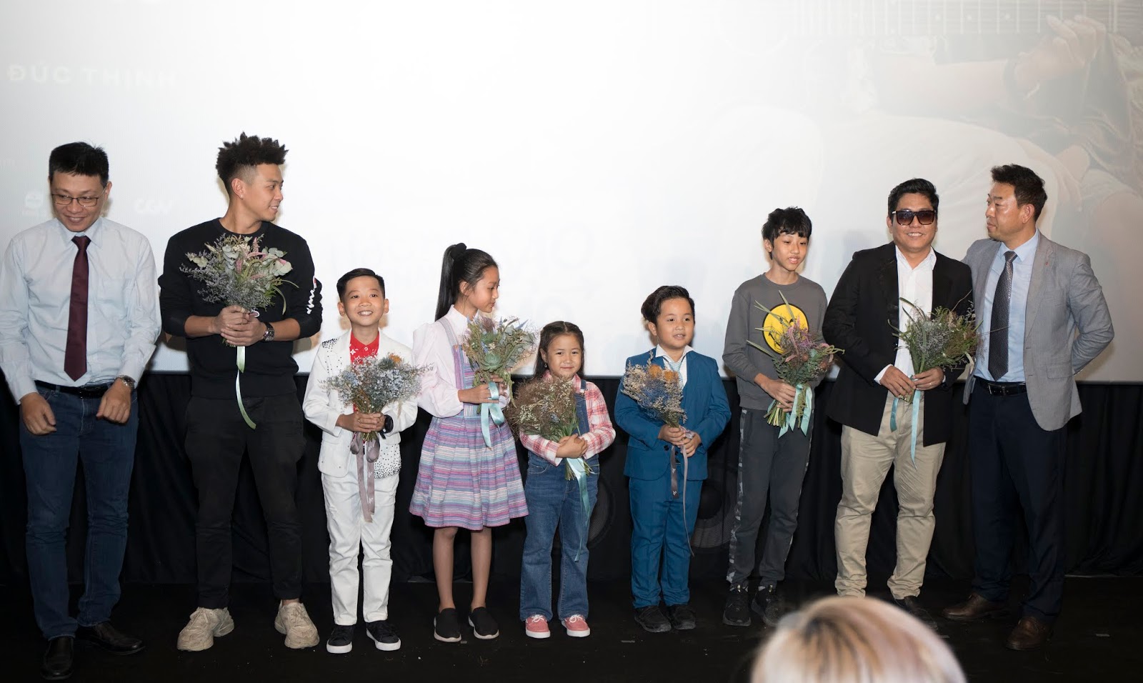 "Thầy" Huyme tái ngộ các học trò, Miu Lê vắng mặt tại showcase Anh thầy ngôi sao