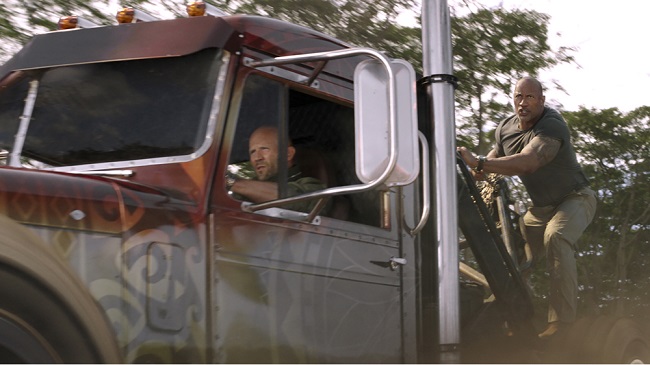 Review Fast & Furious: Hobbs & Shaw - Xem cặp đôi hoàn cảnh giải cứu thế giới