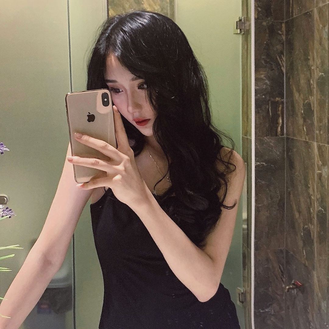 Thấy Ba giới thiệu cô giáo mới, chưa biết mặt nhưng lại hát cực kì hay