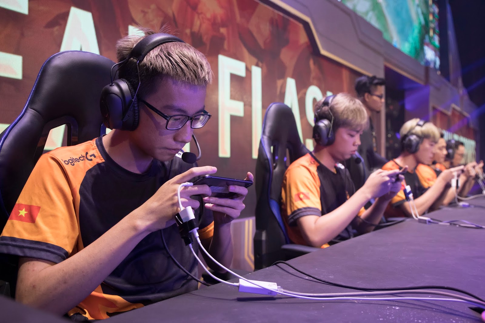 Chung kết tổng tuyển chọn đại diện Việt Nam tham dự SEA GAME 30 bộ môn Liên quân Mobile - Ara tái đấu ADC