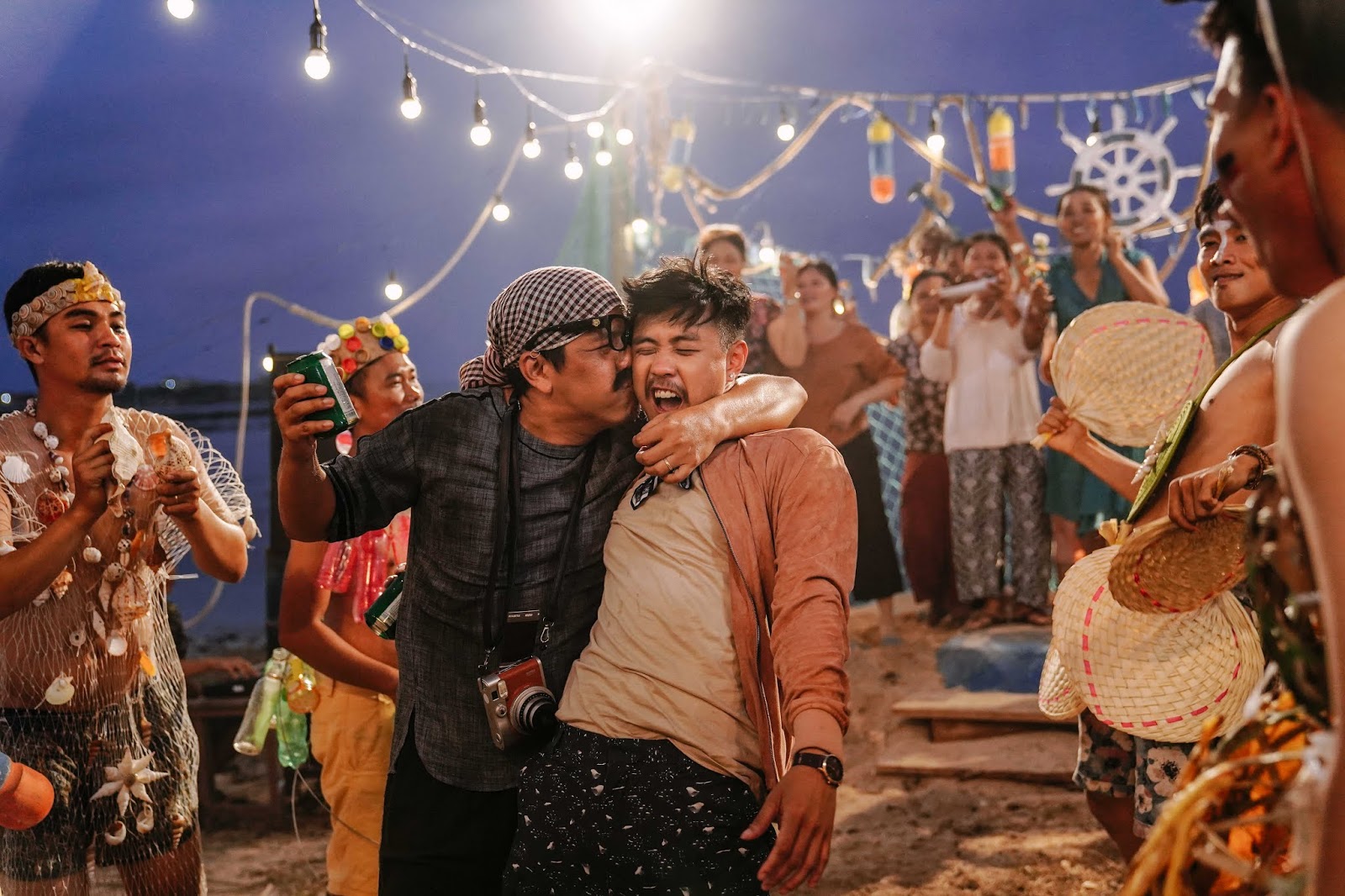 Anh thầy ngôi sao: Màu sắc trong trẻo nhất tại phòng vé tháng 8 