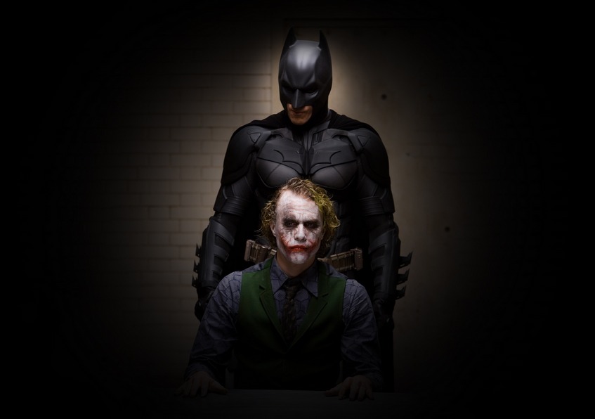 Xoay quanh "Lời nguyền Batman": Bí ẩn về những tai nạn thảm khốc liên hoàn