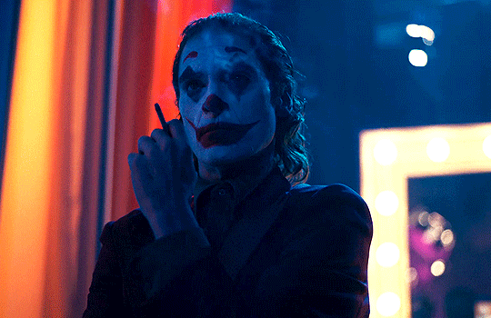 Fan có ngừng so sánh nếu biết Joker là một bộ phim tưởng nhớ Heath Ledger? 3