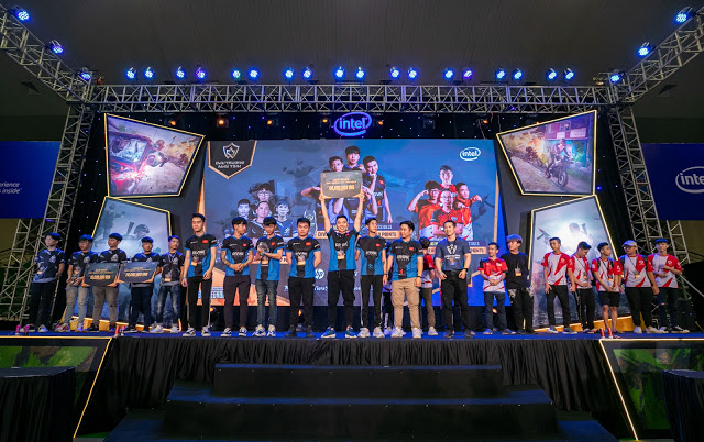 Hơn 3000 khán giả bùng cháy cùng  Đấu Trường Máy Tính mùa 6