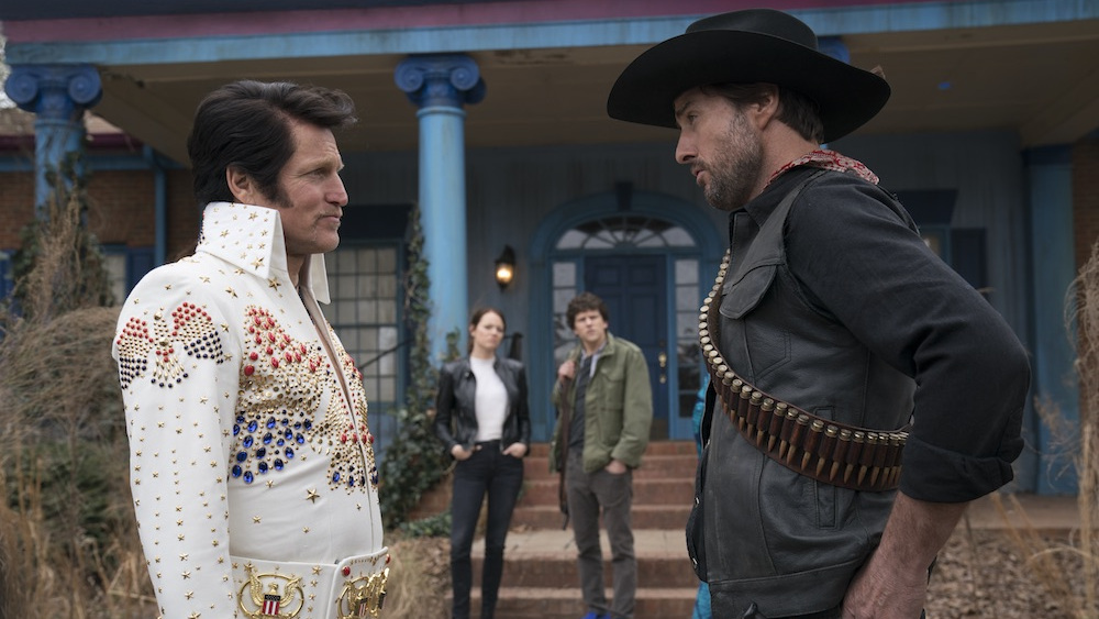 Thanh niên Deadpool lầy lội xém nữa lấn sân sang Vùng đất Thây Ma