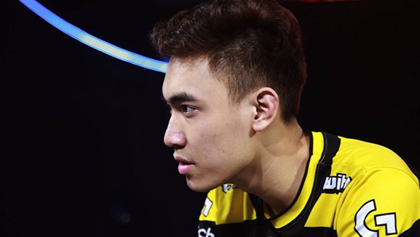 LMHT: Đăng status bênh vực Tinikun, Levi bị chất vấn về vai trò của người đội trưởng