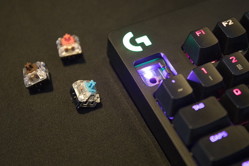 Bàn phím cơ Logitech G PRO X với khả năng thay Switch một cách dễ dàng