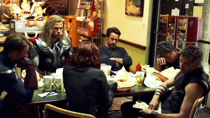 Lý do Captain America không ăn Shawarma cuối đoạn after-credit trong The Avengers 2012