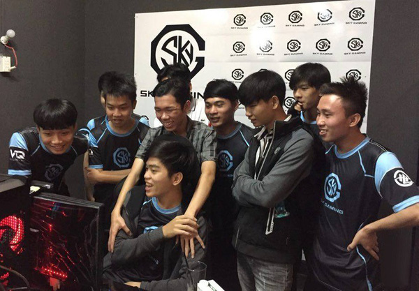 LMHT - Drama Ông chủ SGD cũ  tố cáo rằng Stark phá game tại VCS, BLĐ Team Flash gian dối, quỵt tiền hàng trăm triệu