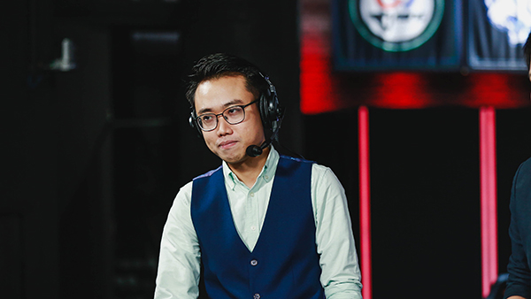 LMHT: Quá mệt mỏi với Tinikun, BLV Hoàng Luân chính thức lên tiếng phản pháo